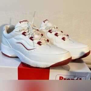 PROPET WOMEN’S TIDEWATER WHITE LEATHER WALKING SHOES